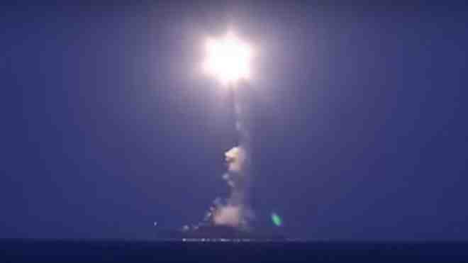 تقول موسكو إن أربع سفن حربية أطلقت 26 صاروخا من طراز كروز ضد 11 هدفا في سوريا.